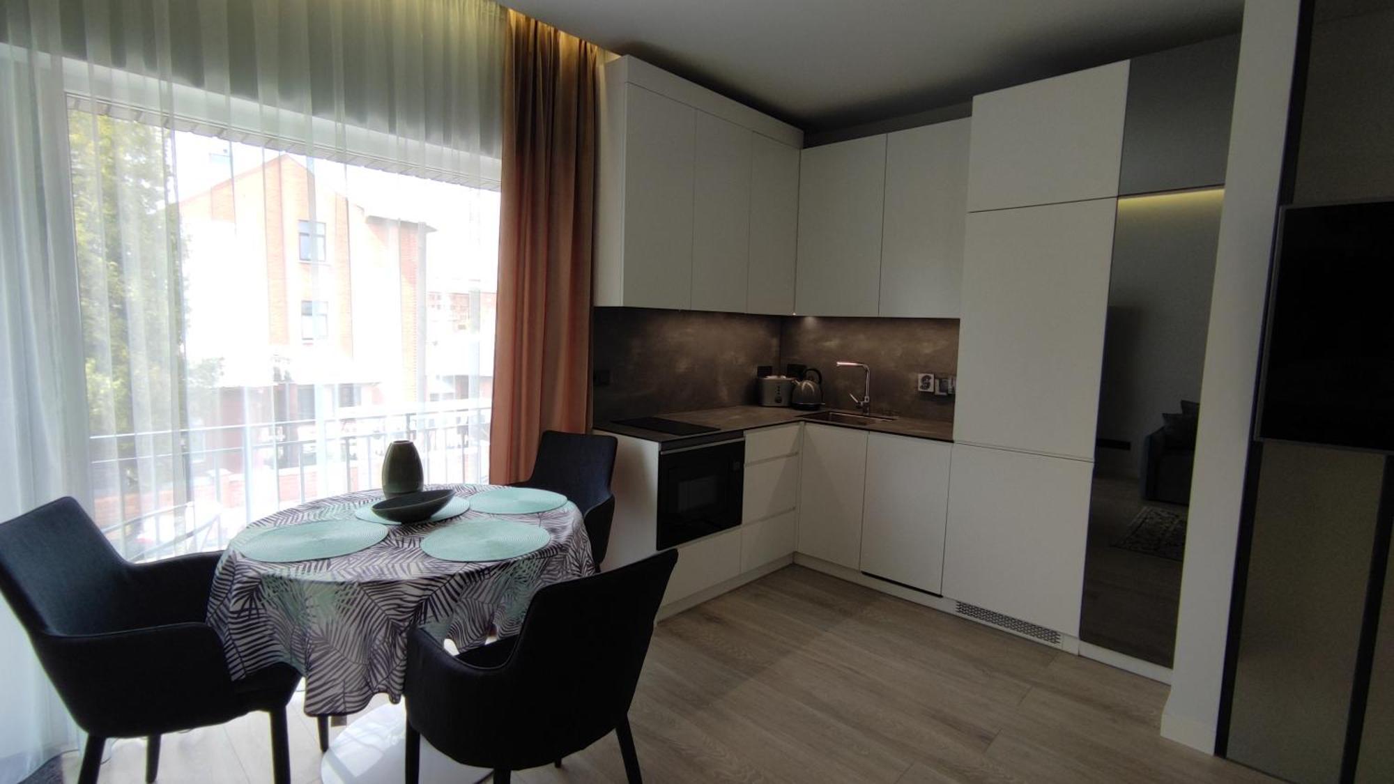 New J&R Apartment Near Girstutis, Free Private Parking & Self Check-In Κάουνας Εξωτερικό φωτογραφία