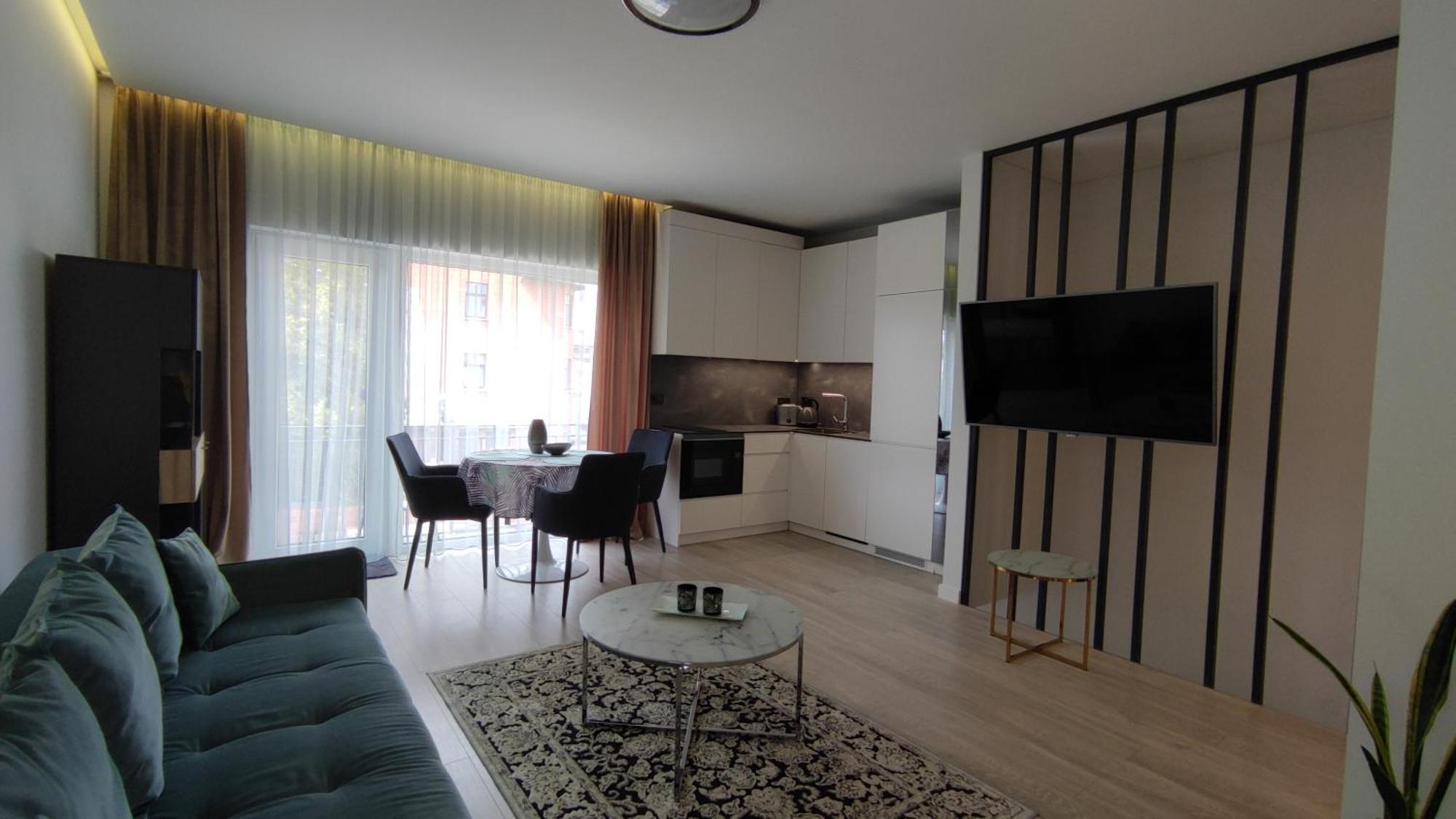 New J&R Apartment Near Girstutis, Free Private Parking & Self Check-In Κάουνας Εξωτερικό φωτογραφία