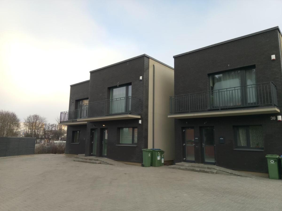 New J&R Apartment Near Girstutis, Free Private Parking & Self Check-In Κάουνας Εξωτερικό φωτογραφία
